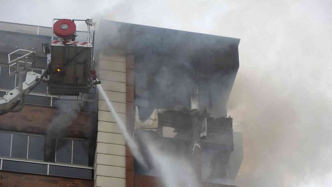 Trabzon’da Yangın Korkuttu