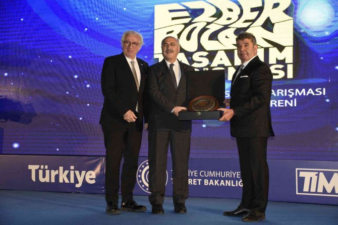 Ezber Bozan Tasarımcılar Ödüllerine Kavuştu