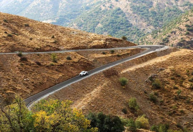 Bahçesaray’daki Mahalleler Tarihinde İlk Kez Asfaltla Buluştu