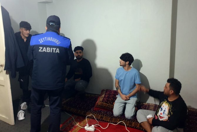 Zeytinburnu’nda Günübirlik Pansiyon Operasyonu: 350 Kaçak Göçmen Yakalandı