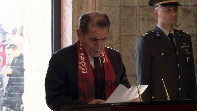 Cumhuriyetin 100. Yılı İçin Galatasaray Yönetiminden Anıtkabir’e Ziyaret
