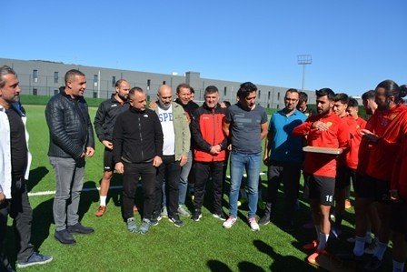 Aliağa, Futbolda Tek Yürek Oldu