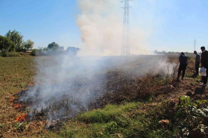 Antalya’da Anız Yangını İtfaiye Ekiplerine Zor Anlar Yaşattı