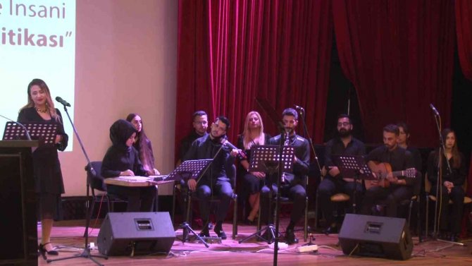 Bakan Çavuşoğlu Üniversite Öğrencileri İle Bir Araya Geldi