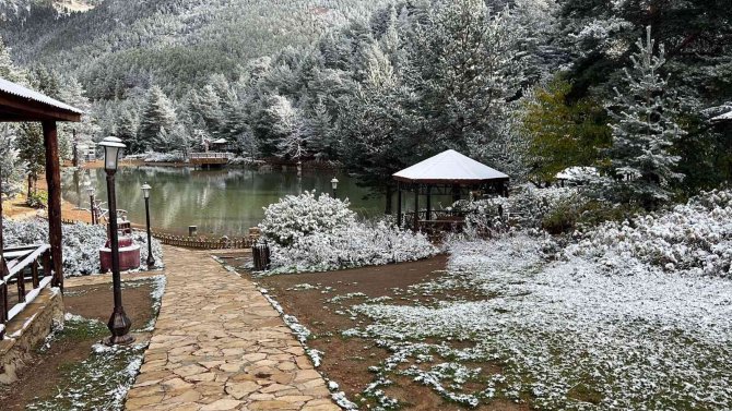 Limni Gölü’nden Kar Manzaraları