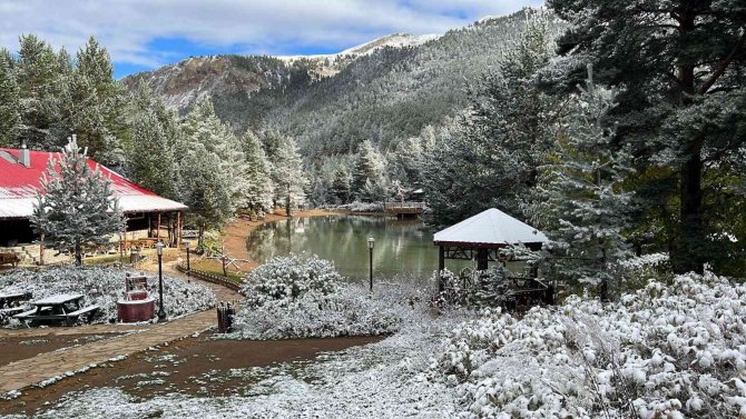 Limni Gölü’nden Kar Manzaraları