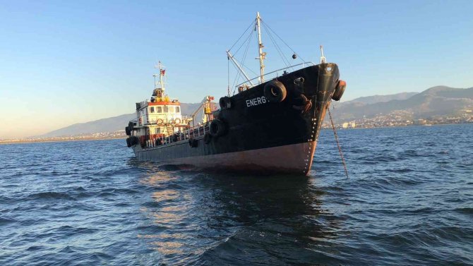 Denizi Kirleten Gemiye 795 Bin 175 Lira Ceza