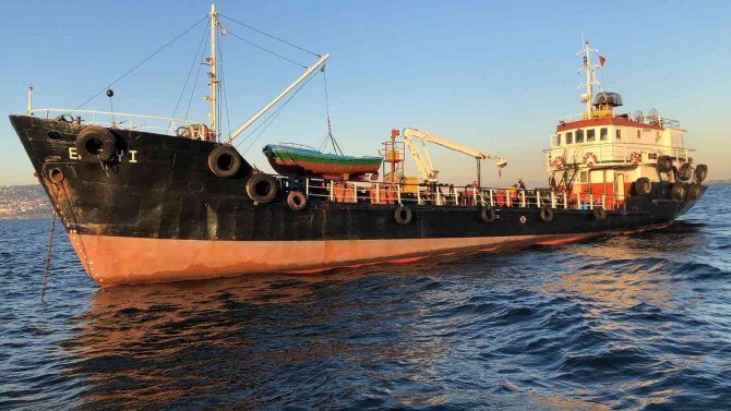 Denizi Kirleten Gemiye 795 Bin 175 Lira Ceza