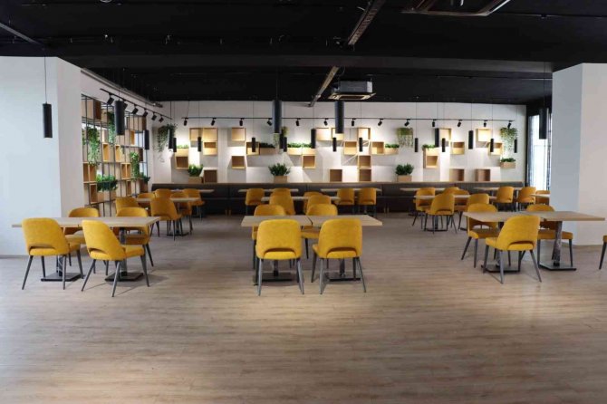 Leyla Atakan Şehir Kütüphanesi’nde Sona Doğru