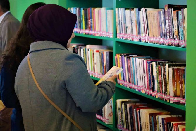 Kitap Kahve’nin İlki Dolup Taşınca İkincisi Hizmete Açıldı