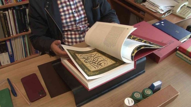 ‘Ya Hazret-i Pir: Türk Hat Sanatında Tasavvuf Önderleri’ İsimli Kitap Tasavvuf Önderlerinin Sanat Ve Estetik Yönlerine Işık Tutuyor
