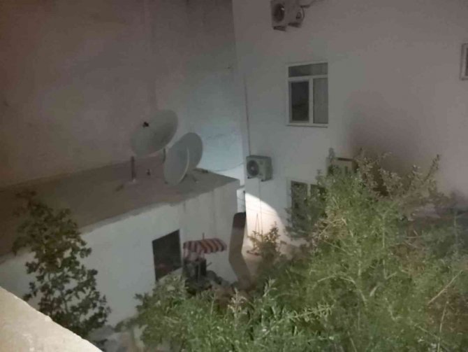 Muğla’da 3 Katlı Evde Korkutan Yangın
