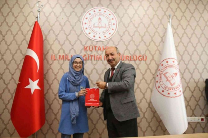 Öğrenciler Yurt Dışı İzlenimlerini Müdür Başyiğit’e Aktardılar