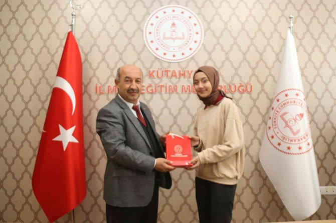 Öğrenciler Yurt Dışı İzlenimlerini Müdür Başyiğit’e Aktardılar