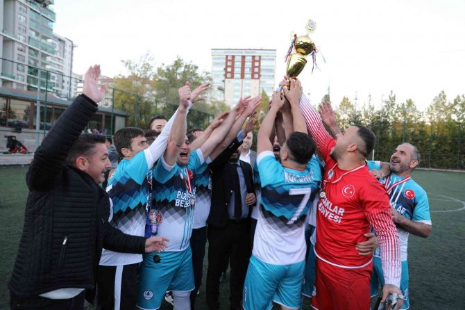 Şampiyon Pursaklar Belediye Spor