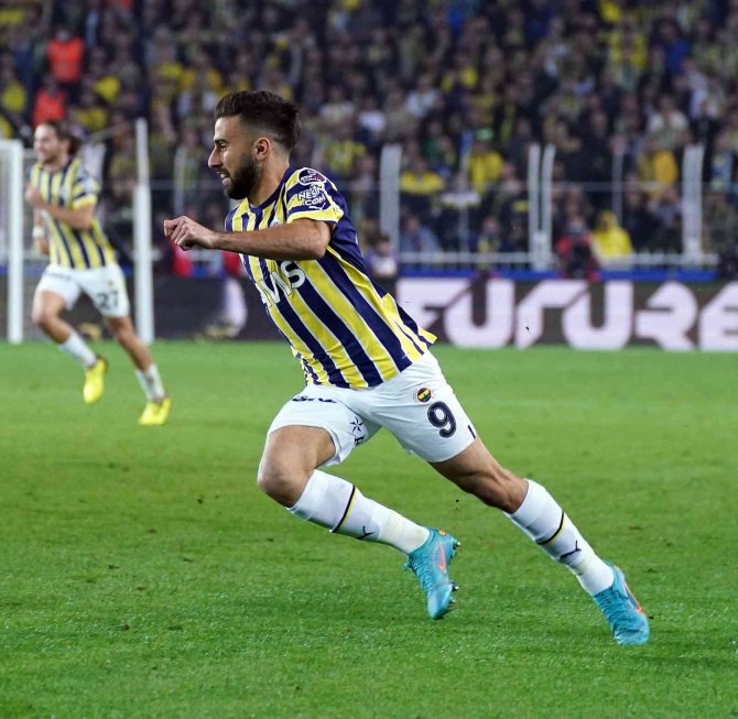 Spor Toto Süper Lig: Fenerbahçe: 1 - Medipol Başakşehir: 0 (Maç Sonucu)