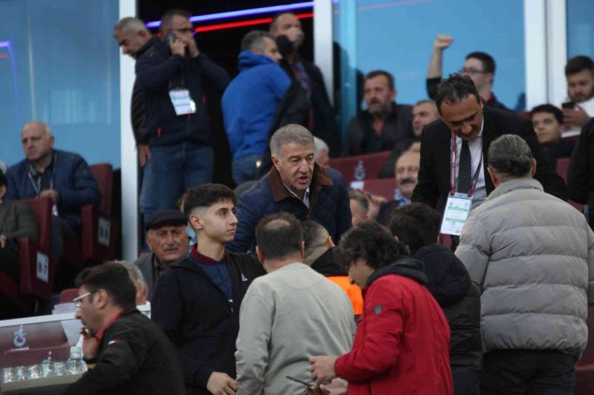 Spor Toto Süper Lig: Trabzonspor: 1 - Dg Sivasspor: 0 (İ̇lk Yarı)