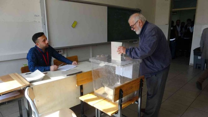 Van Tso Başkan Seçimleri Başladı