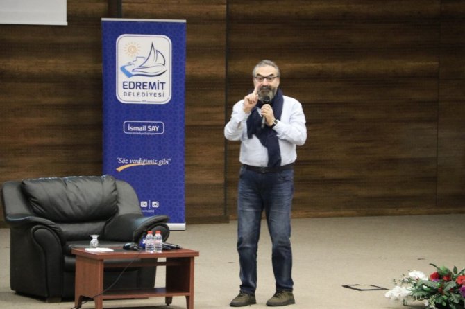 Van’da "Gençlik Ve Medeniyetimiz" Konulu Söyleşi