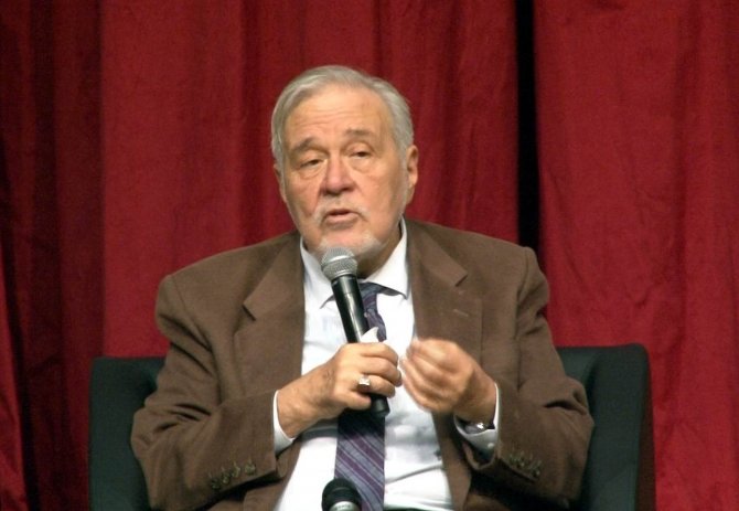 Kayseri’de İ̇lber Ortaylı’ya Yoğun İlgi