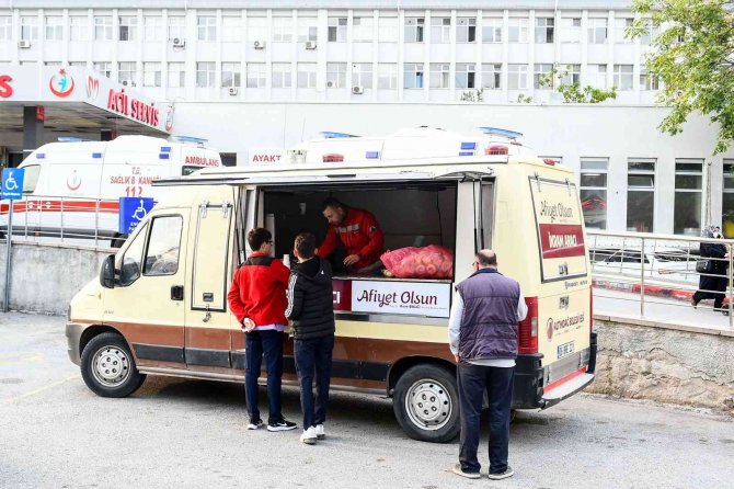 Altındağ’da Hastane Önlerinde Sıcak Çorba İkramı Başladı