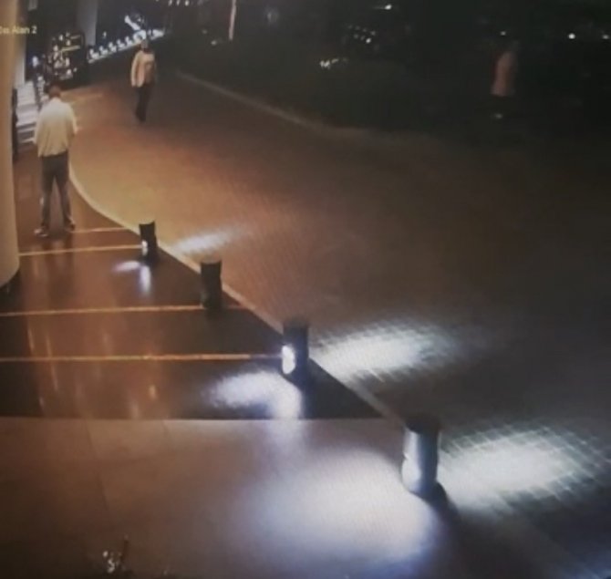 İ̇stanbul’da Sırp Modelin Tecavüz Oyununu Polis Bozdu