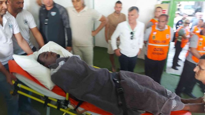 Dili Boğazına Kaçan Bandırmasporlu Isaac, Boğulmaktan Son Anda Kurtuldu