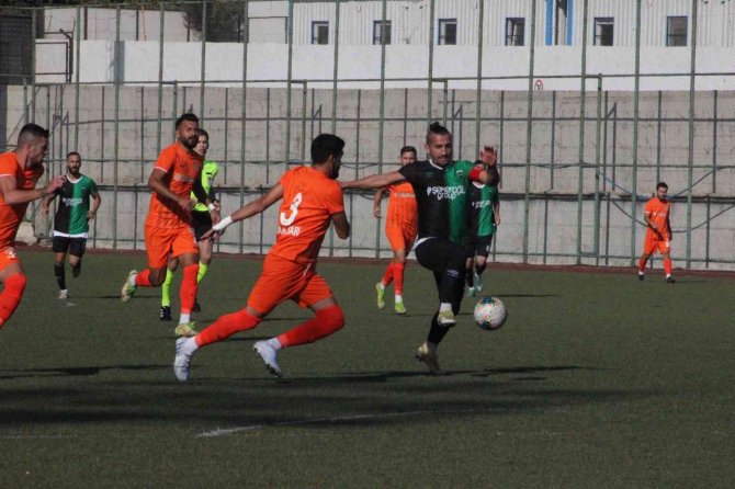 Kilis Belediyespor: 2 - Adana 1965 Fk: 31