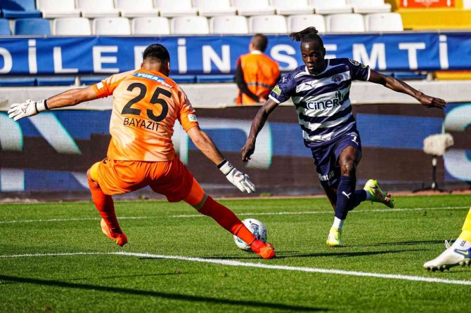 Spor Toto Süper Lig: Kasımpaşa: 0 - Kayserispor: 1 (İ̇lk Yarı)