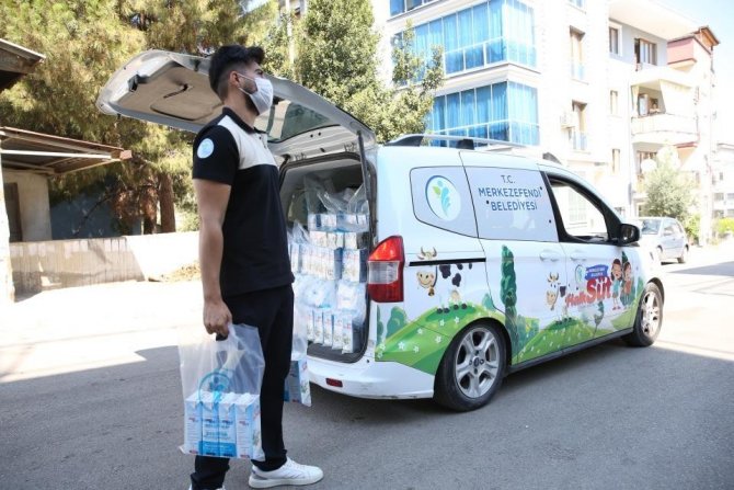 Merkezefendi İlçesinde Çocuklara 3 Yılda 1 Milyon Litre Süt Ulaştırıldı