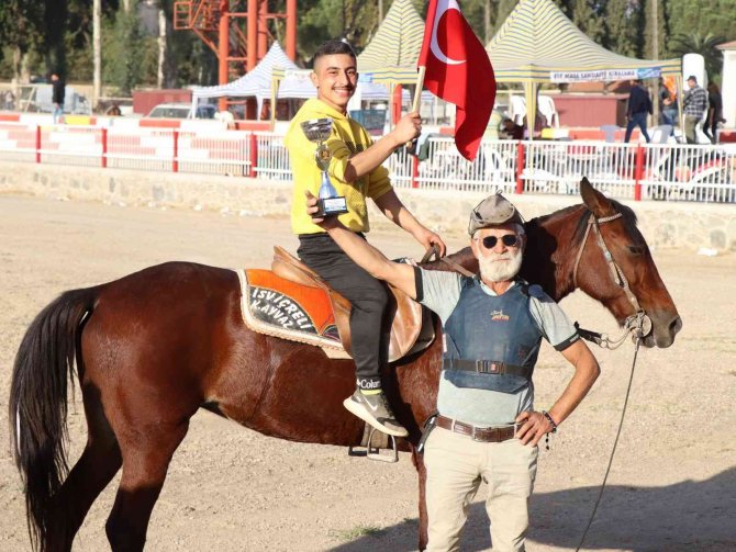 Nazilli’de Rahvan At Yarışı Heyecanı Yaşandı