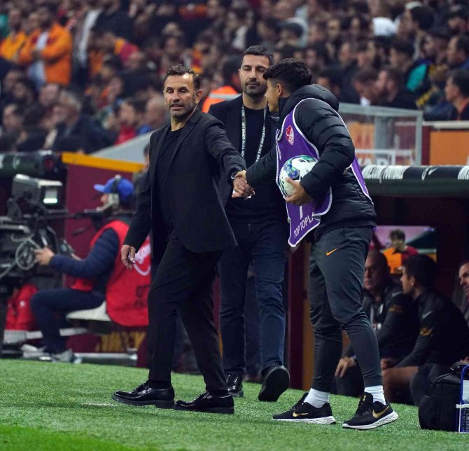 Spor Toto Süper Lig: Galatasaray: 2 - Corendon Alanyaspor: 2 (Maç Sonucu)