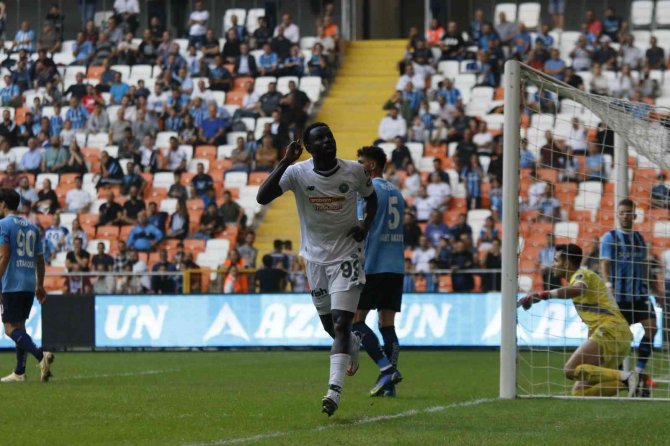 Spor Toto Süper Lig: Adana Demirspor: 1 - Konyaspor: 1 (İ̇lk Yarı)