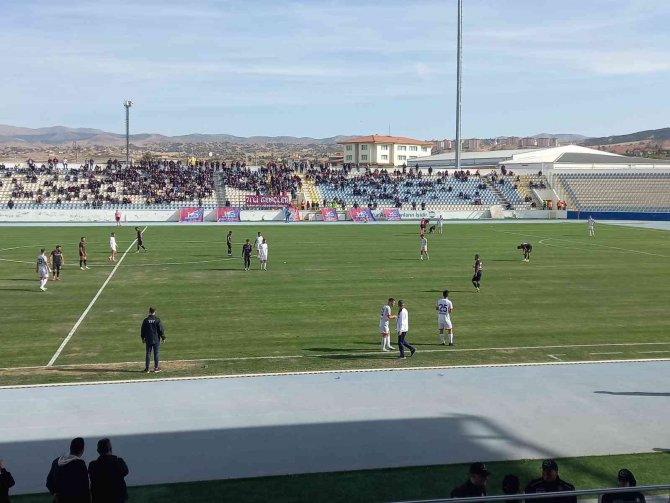 Tff 3. Lig: Kırıkkale Ba: 2 - Gümüşhane Sf: 3