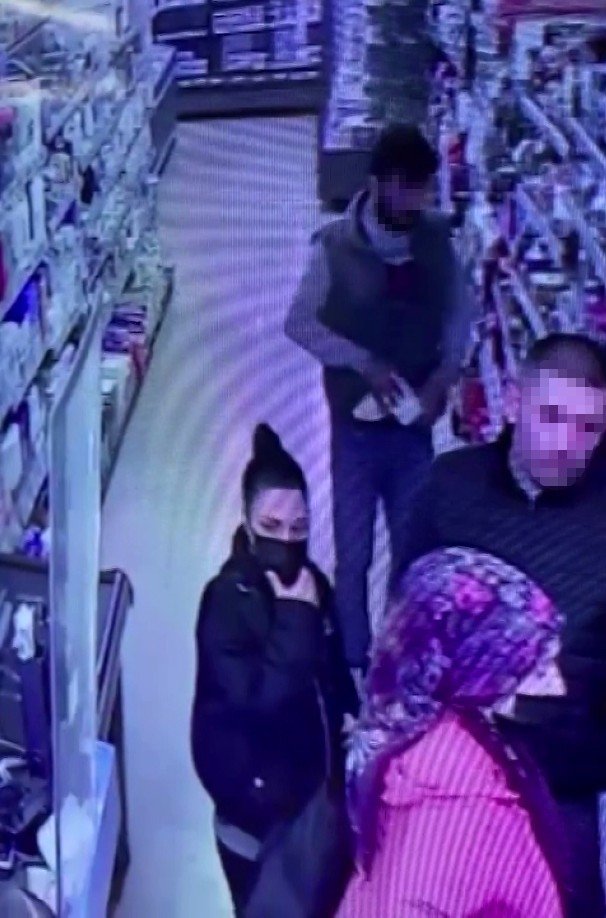 Pendik’te Pes Dedirten Organize Hırsızlık Kamerada
