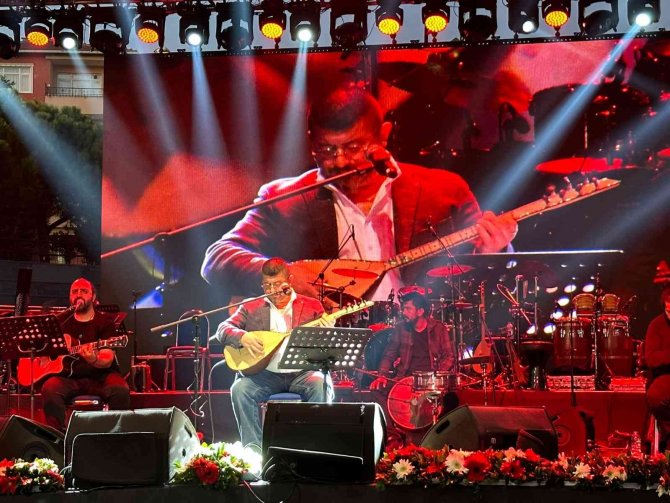 Anadolu Ezgileri Ataşehir’de Müzikseverlerle Buluştu