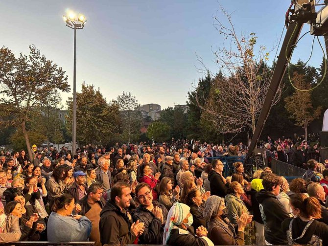 Anadolu Ezgileri Ataşehir’de Müzikseverlerle Buluştu