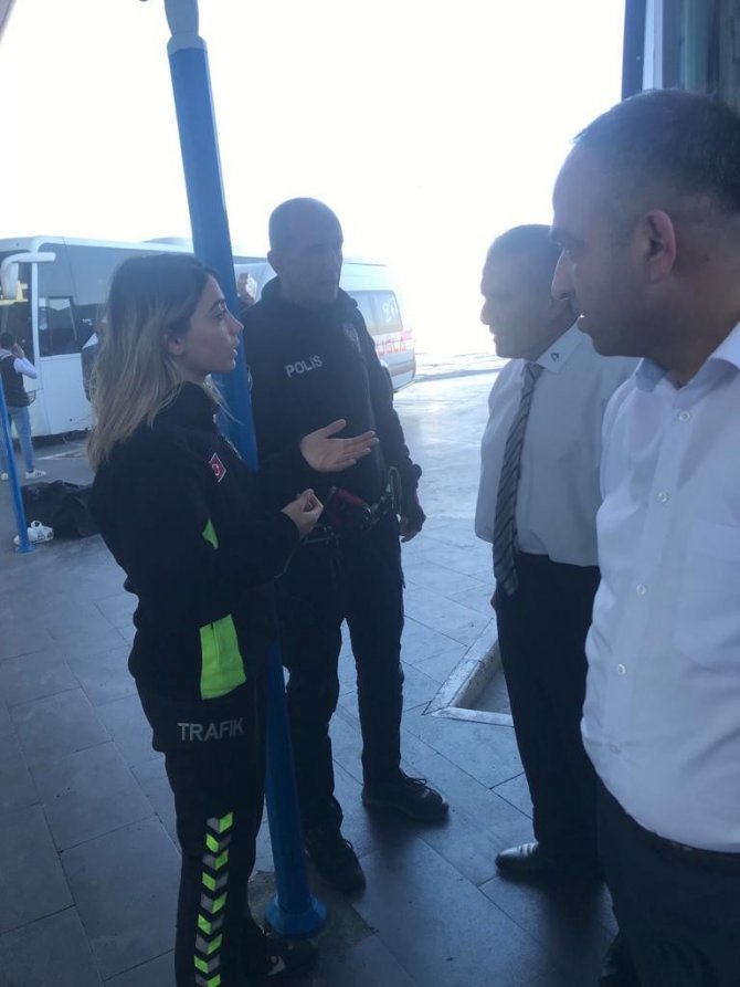 Otogarda Emniyet Kemeri Denetimi Yapıldı, Yolcular Bilgilendirildi
