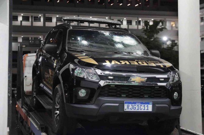 Brezilya’da Eski Milletvekili Polislere El Bombası Attı, 2 Polis Yaralandı