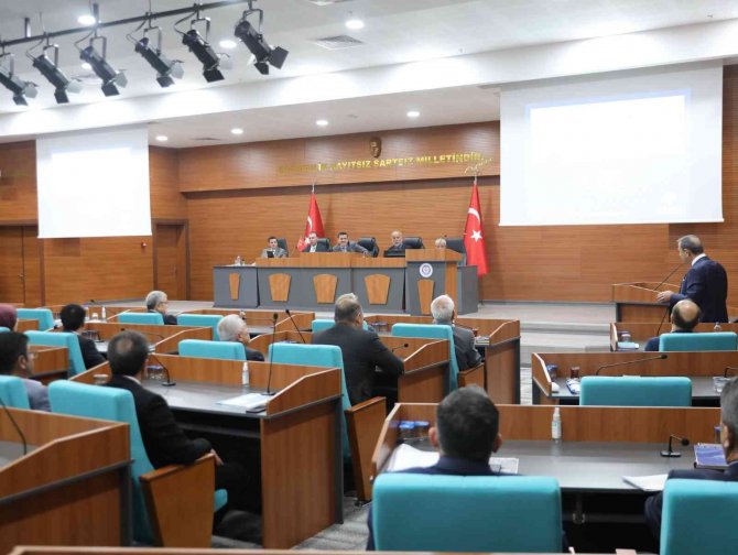 Burdur’da 2022 Yılı Programında Devam Eden 351 Projenin Toplam Bedeli 6,8 Milyar Lira