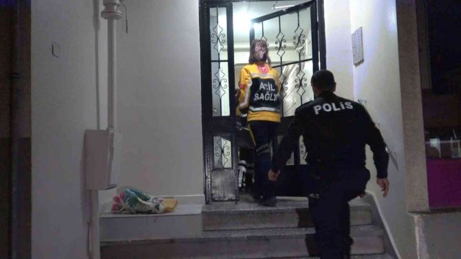 Evinde Tartıştığı Arkadaşı Tarafından Vuruldu