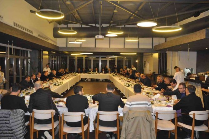 Bursa Sanayisine Yön Verenleri Buluşturan Yemek