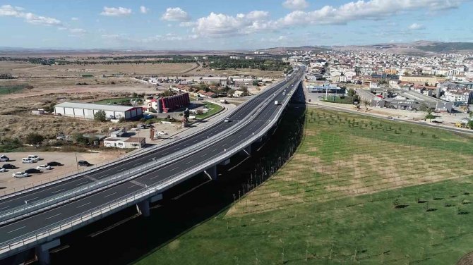 Büyükşehir, Bandırma’ya Katlı Kavşaklar Kazandırdı
