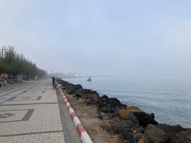 Çanakkale Boğazı Yoğun Sis Nedeniyle Çift Yönlü Kapandı