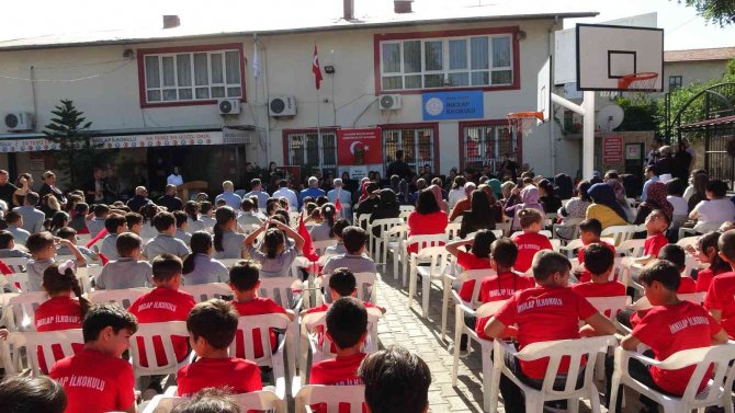 Tarihi Okulda Senfonik Konser