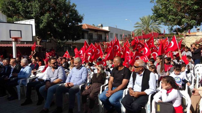 Tarihi Okulda Senfonik Konser