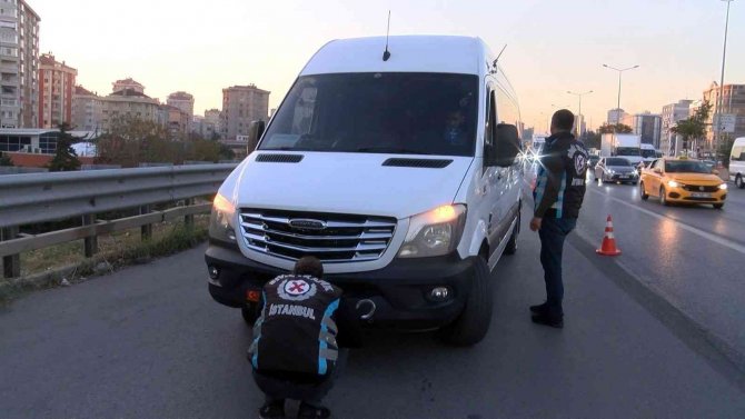 Kadıköy’de Usulsüz Çakar Ve Siren Denetimi