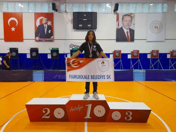 Pamukkaleli Dartçılar 12 Madalya Kazandı