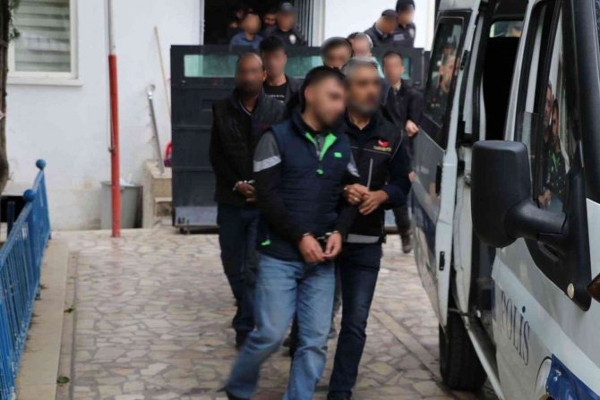 Diyarbakır’da 9 Adrese Eş Zamanlı Uyuşturucu Operasyon: 5 Tutuklama