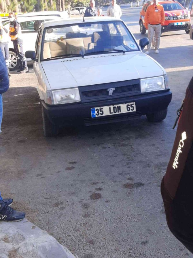 Aracında Ölü Bulundu